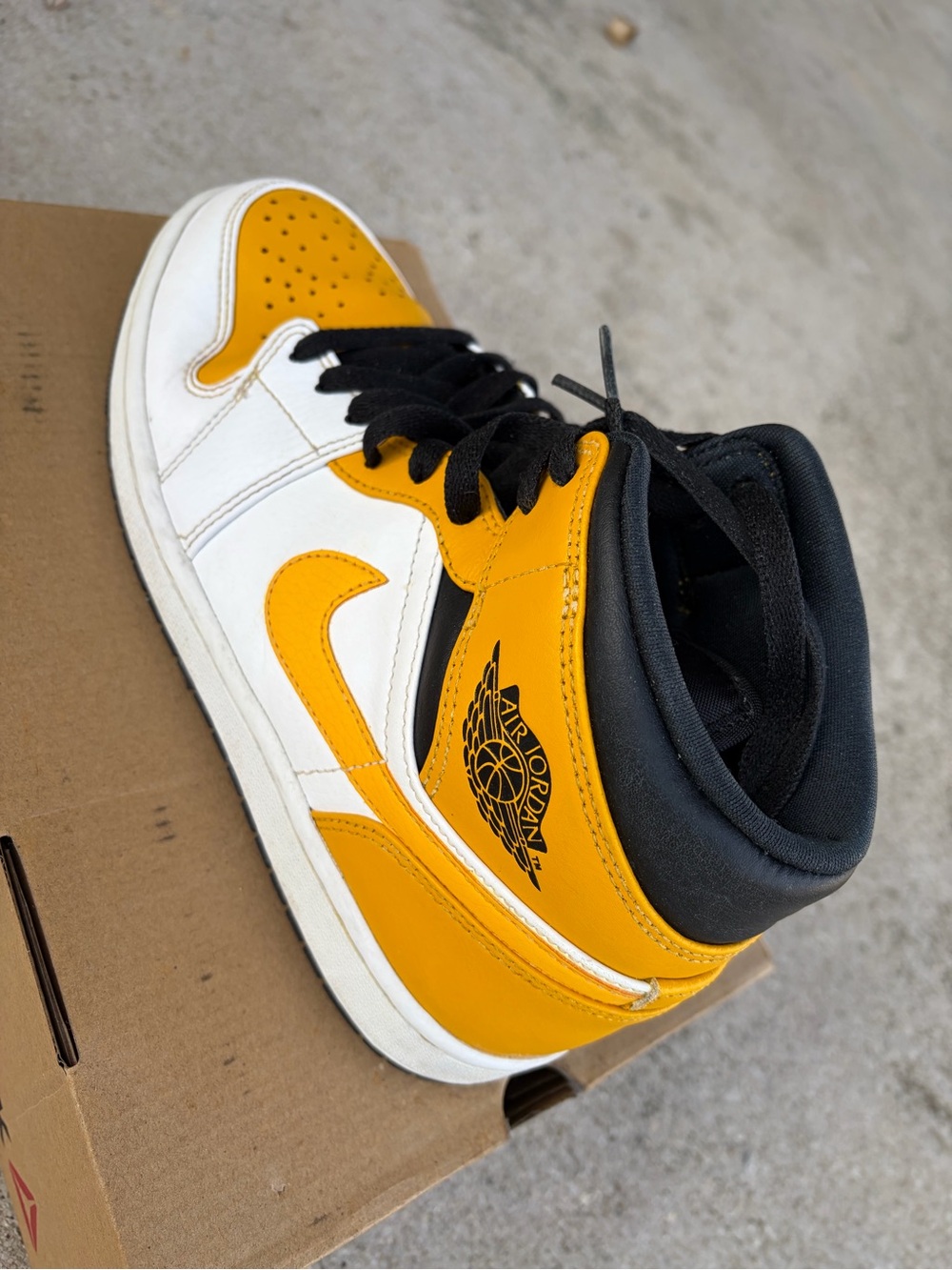 Jordan Black High-Top Sneakers - Picture 4 of 10